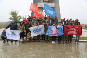 Астраханские и Калмыцкие поисковики на митинге в п.Хулхута Яшкульского района Республики Калмыкия